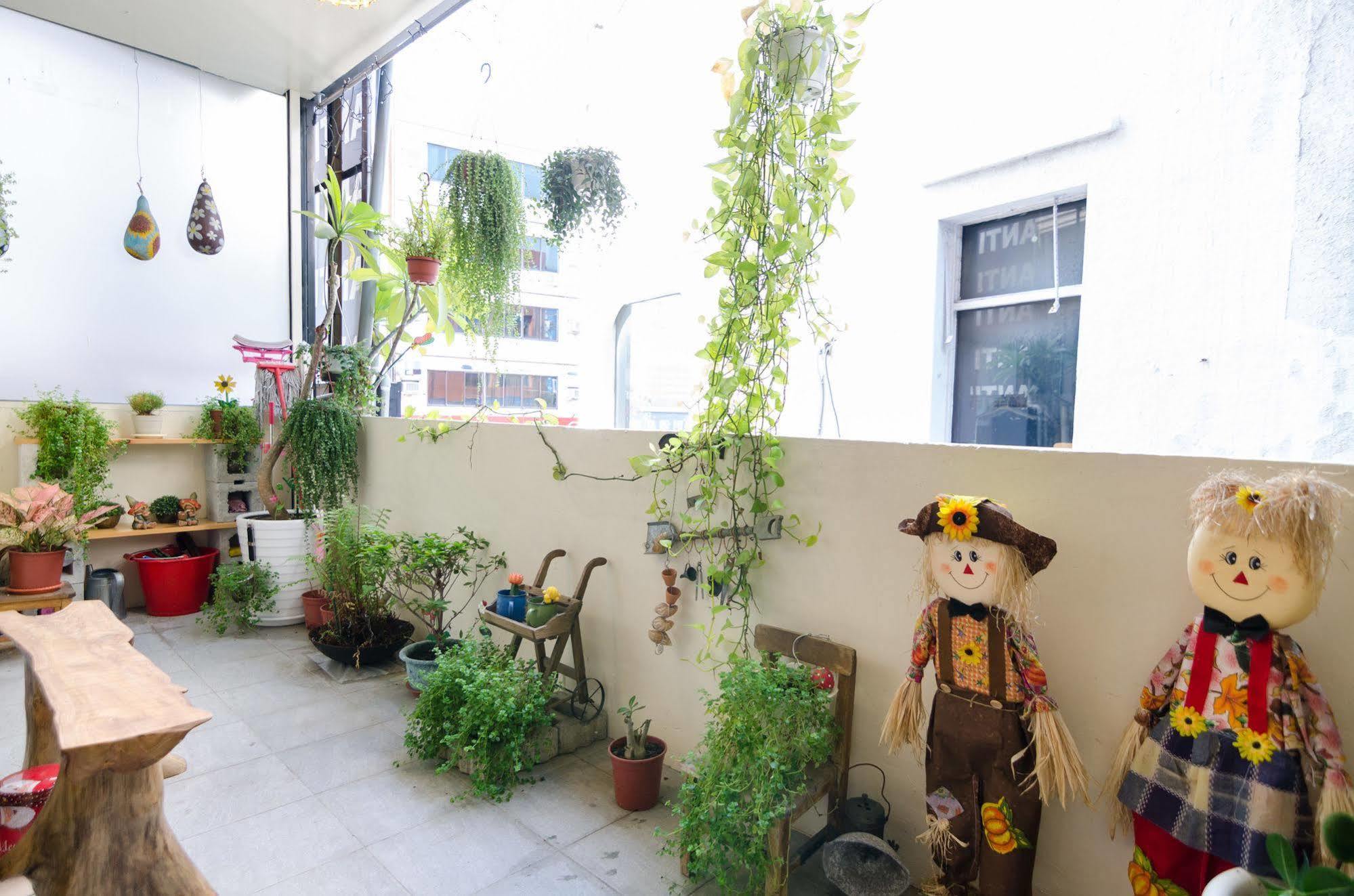 Slowly Space Tainan Luaran gambar